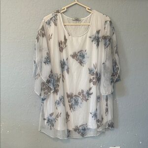 Chic Floral Chiffon Blouse - White and Blue